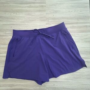 Lululemon Women’s License to Train HR Shorts Size 12 Petrol Purple